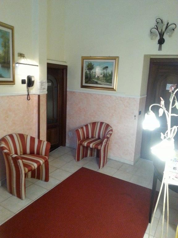 Hotel Sicilia Милан Экстерьер фото