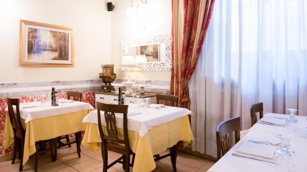 Hotel Sicilia Милан Экстерьер фото