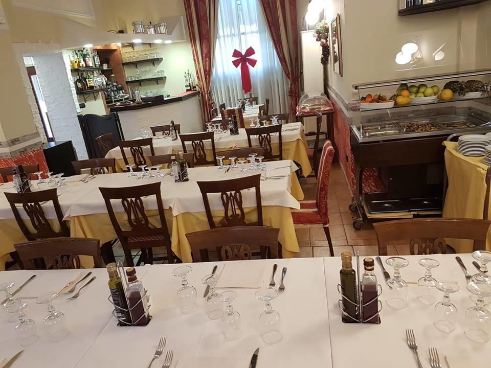 Hotel Sicilia Милан Экстерьер фото